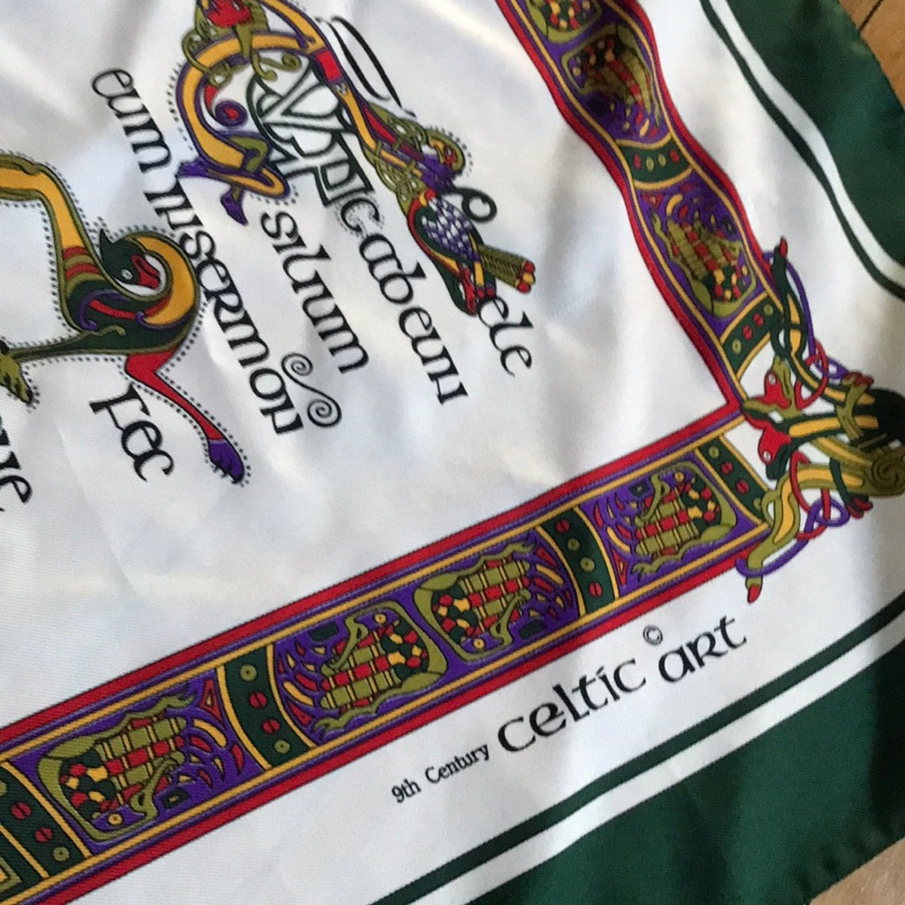 Celtic Art‎ Silk-Feel Ornate Bird Print Scarf in White & Green - Picture 2 of 5